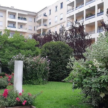 Le Jardin De L'Atrium - Appartement Moderne Proche De Geneve Et Palexpo Saint-Julien-en-Genevois Exterior foto